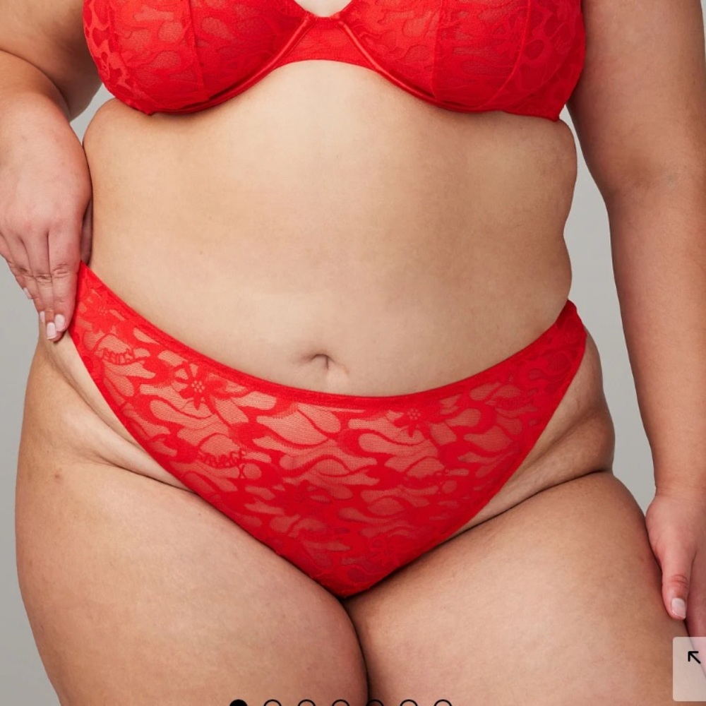 🌼SELLING IN BUNDLE ONLY🌼Savage LINK UP LACE HIGH-LEG THONG PANTY